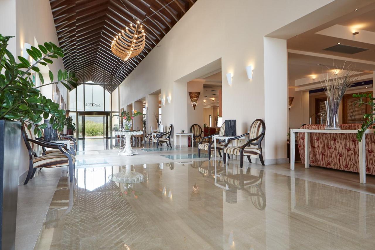 Giannoulis - Cavo Spada Luxury Sports & Leisure Resort & Spa 科林瓦里奥 外观 照片