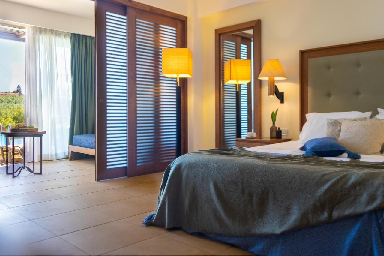 Giannoulis - Cavo Spada Luxury Sports & Leisure Resort & Spa 科林瓦里奥 外观 照片